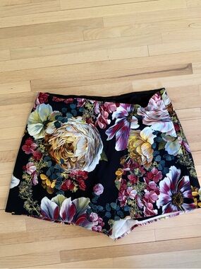 Express Black Floral Women's Skort Shorts
